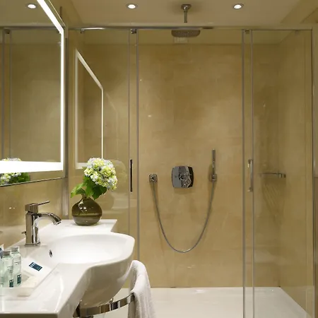 Ξενοδοχείο Century