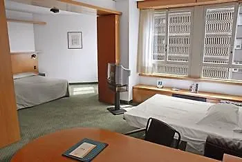 أونا سينشري ميلانو