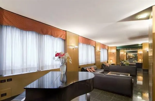 Hotel Century 4*