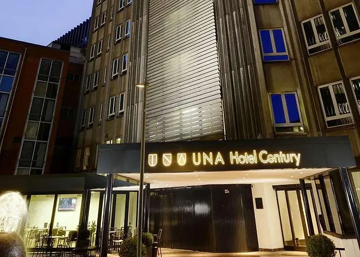 Hotel Century 4*